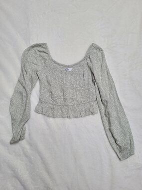 Hollister Sage Floral Square Neck Long Sleeve Crop Top